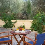 Prince Studios Aparthotel 3*