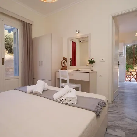 Ξενοδοχείο με διαμερίσματα Prince Studios *