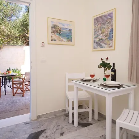 Lägenhetshotell Prince Studios 3*