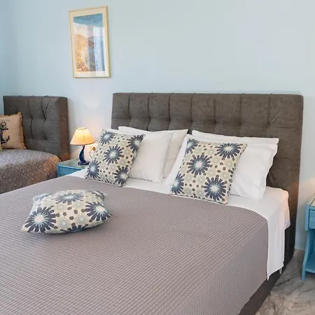 Aparthotel Prince Studios 3*