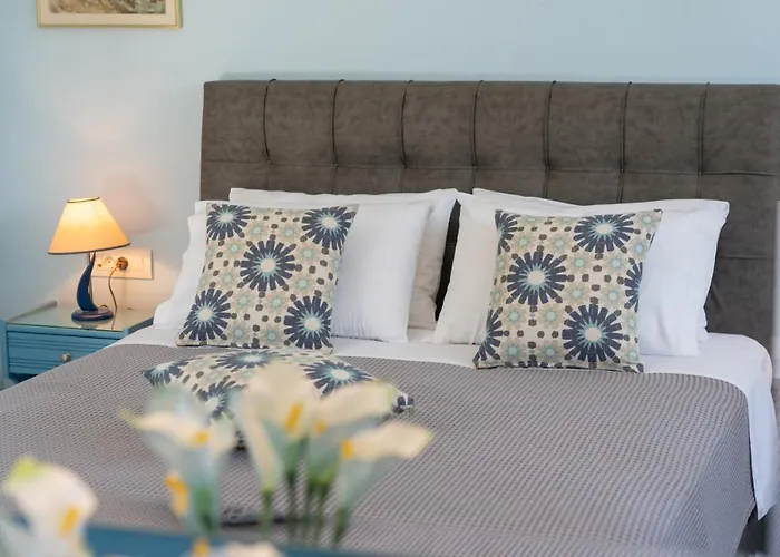 Prince Studios מלון דירות סאמי