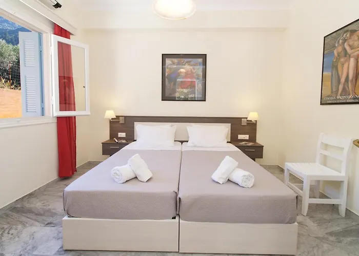 Prince Studios מלון דירות 3*